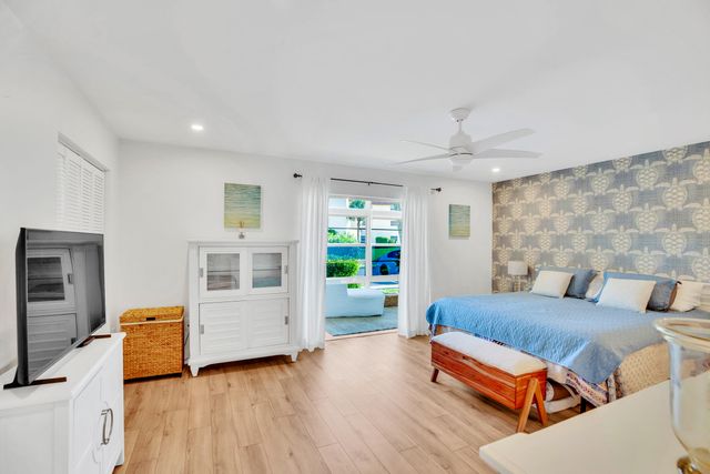 5400 Highway A1a H4, Indian River Shores, FL 32963