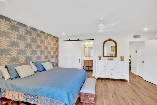 5400 Highway A1a H4, Indian River Shores, FL 32963