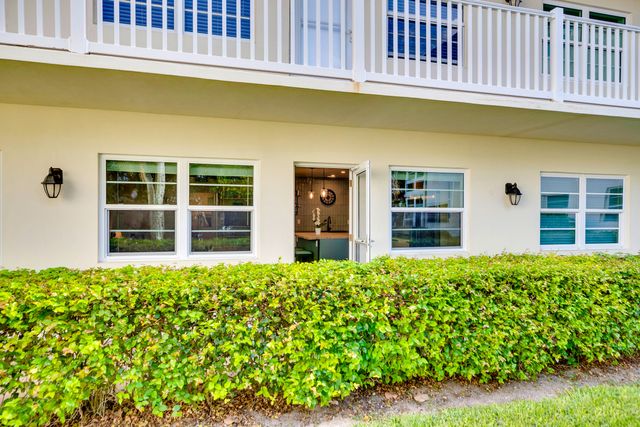 5400 Highway A1a H4, Indian River Shores, FL 32963