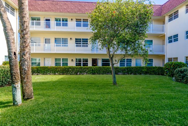 5400 Highway A1a H4, Indian River Shores, FL 32963