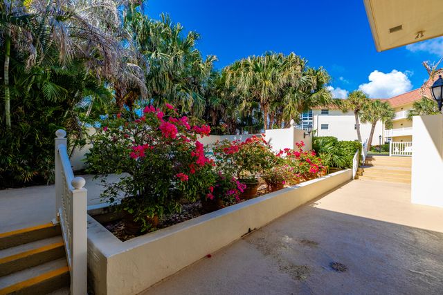 5400 Highway A1a H4, Indian River Shores, FL 32963