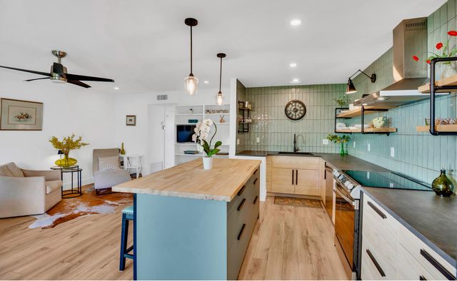 5400 Highway A1a H4, Indian River Shores, FL 32963