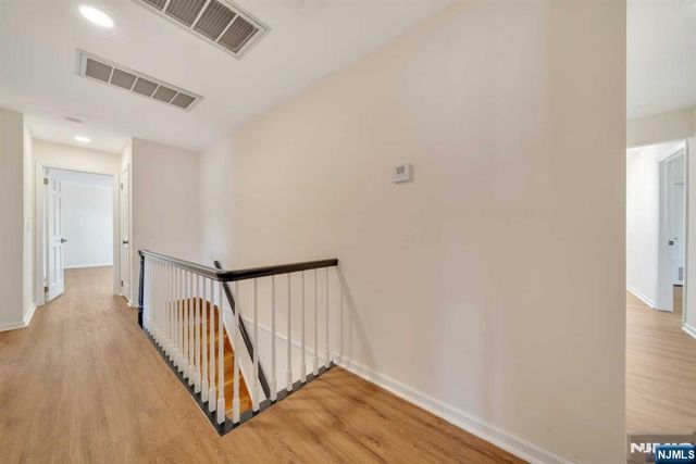 11 Old Tappan Road, Old Tappan, NJ 07675