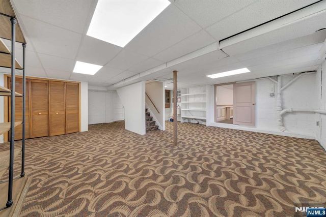 11 Old Tappan Road, Old Tappan, NJ 07675