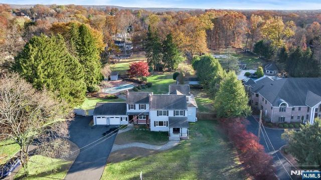 11 Old Tappan Road, Old Tappan, NJ 07675