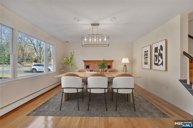 11 Old Tappan Road, Old Tappan, NJ 07675