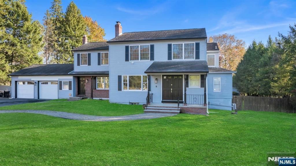 11 Old Tappan Road, Old Tappan, NJ 07675