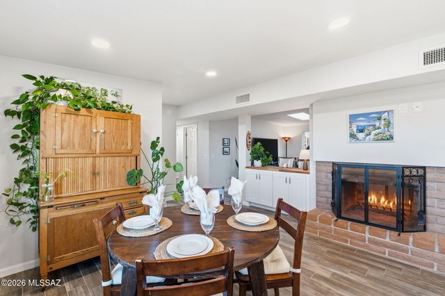 1511 W Liddell Drive, Tucson, AZ 85704