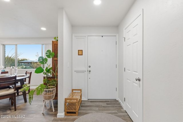 1511 W Liddell Drive, Tucson, AZ 85704