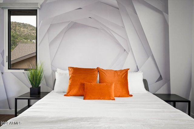 40 Roadrunner Lane, Sedona, AZ 86336