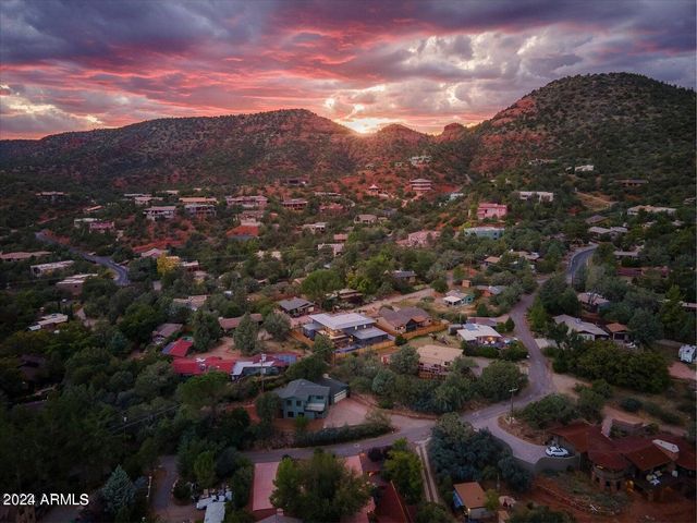 40 Roadrunner Lane, Sedona, AZ 86336