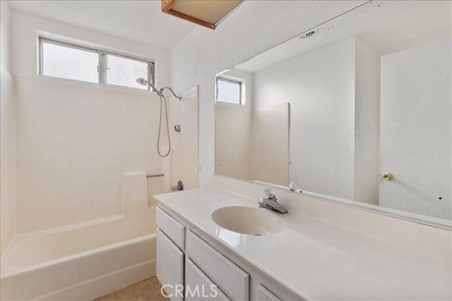 13590 Mica, Victorville, CA 92392