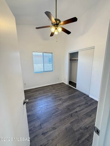 10391 E Rose Hill Street, Tucson, AZ 85747