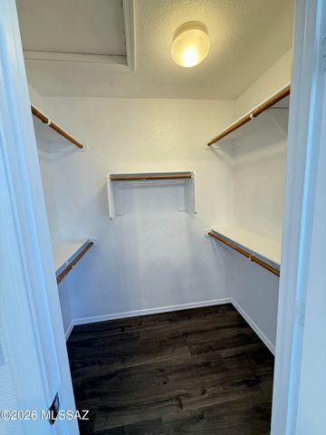 10391 E Rose Hill Street, Tucson, AZ 85747