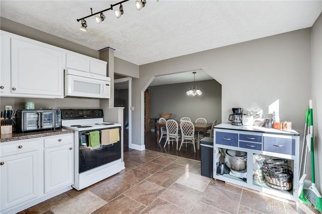 161 Montana Drive, Xenia, OH 45385