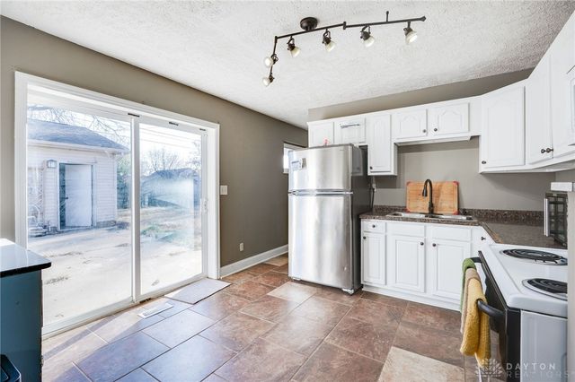 161 Montana Drive, Xenia, OH 45385