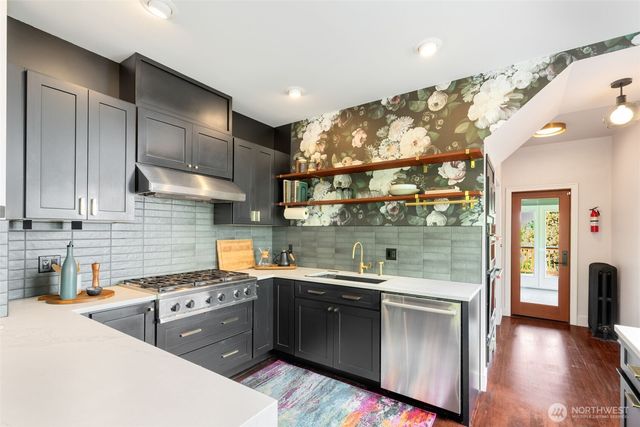 903 23rd Avenue S, Seattle, WA 98144