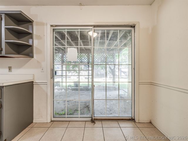 1812 S Gardenia Avenue, Broken Arrow, OK 74012