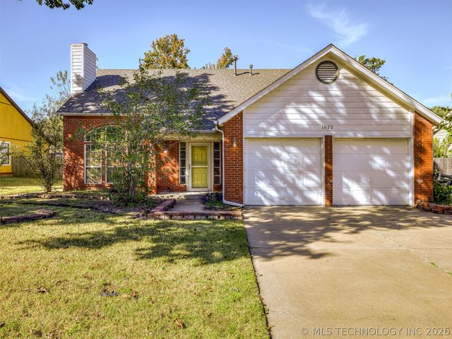 1812 S Gardenia Avenue, Broken Arrow, OK 74012