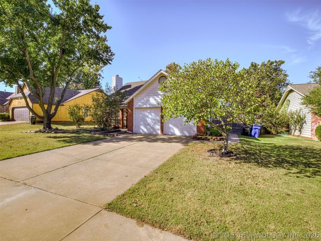 1812 S Gardenia Avenue, Broken Arrow, OK 74012