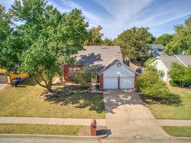 1812 S Gardenia Avenue, Broken Arrow, OK 74012