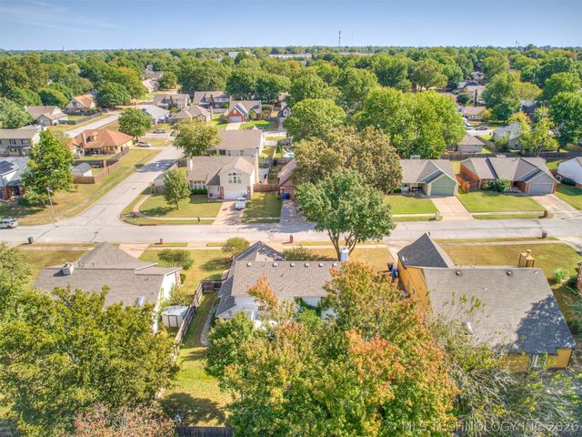 1812 S Gardenia Avenue, Broken Arrow, OK 74012