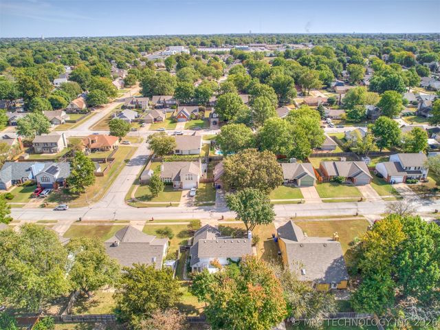 1812 S Gardenia Avenue, Broken Arrow, OK 74012