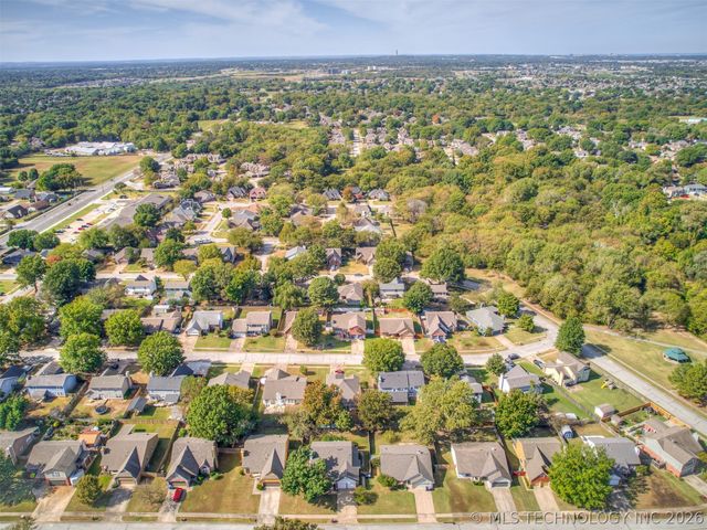 1812 S Gardenia Avenue, Broken Arrow, OK 74012