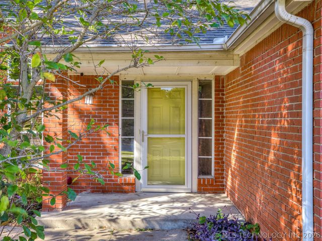 1812 S Gardenia Avenue, Broken Arrow, OK 74012