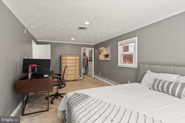 815 SENECA RD, Great Falls, VA 22066