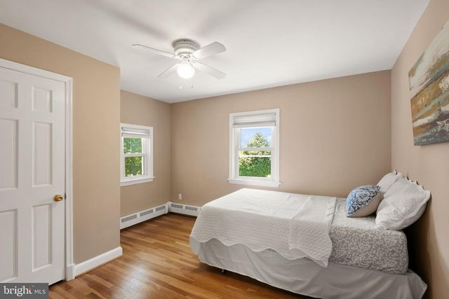 815 SENECA RD, Great Falls, VA 22066
