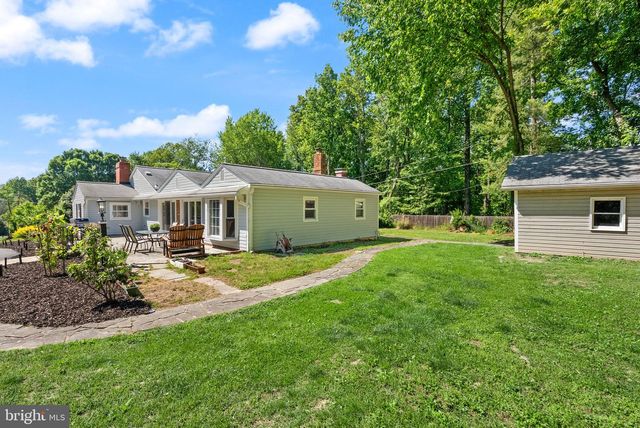 815 SENECA RD, Great Falls, VA 22066