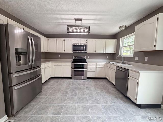 912 Mill Creek Drive, Imperial, MO 63052