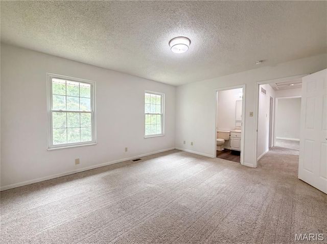 912 Mill Creek Drive, Imperial, MO 63052