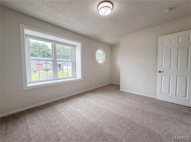 912 Mill Creek Drive, Imperial, MO 63052