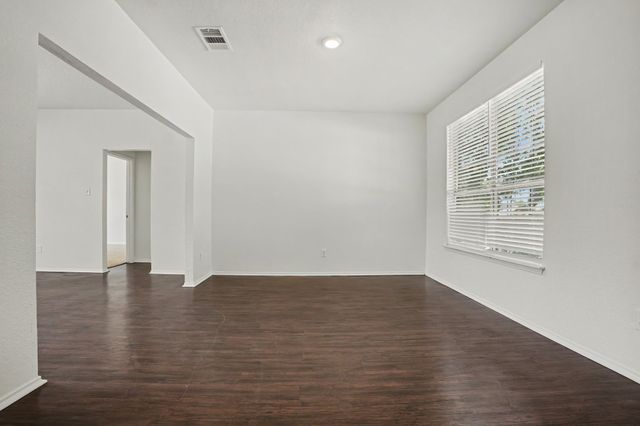 1153 Weaver Street, Cedar Hill, TX 75104