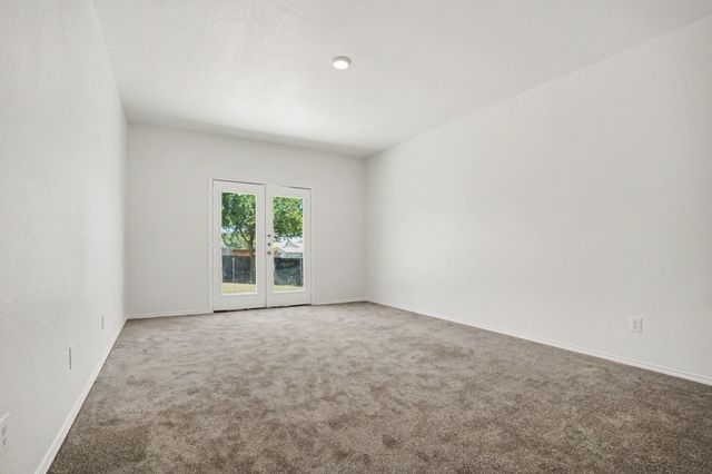 1153 Weaver Street, Cedar Hill, TX 75104