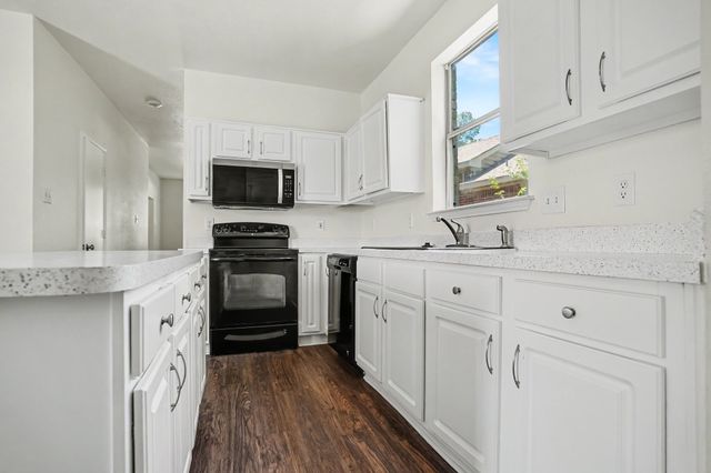 1153 Weaver Street, Cedar Hill, TX 75104