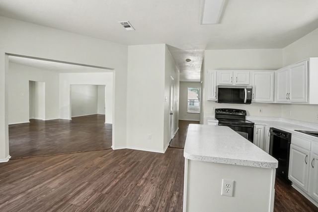 1153 Weaver Street, Cedar Hill, TX 75104