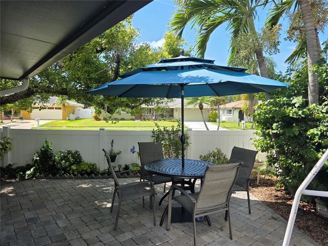 12291 69TH TERRACE, Seminole, FL 33772