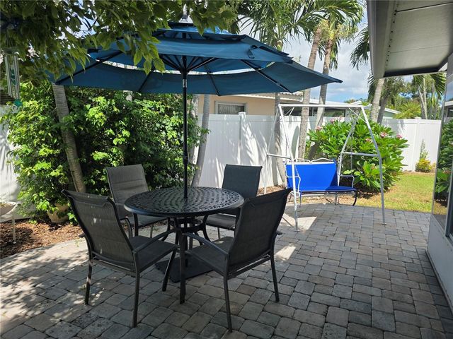 12291 69TH TERRACE, Seminole, FL 33772