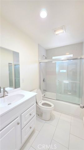 1016 Bennington Street F, Upland, CA 91786