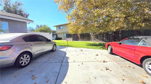 1016 Bennington Street F, Upland, CA 91786