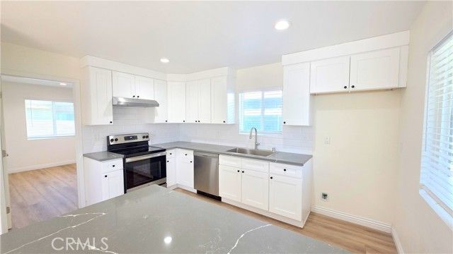 1016 Bennington Street F, Upland, CA 91786