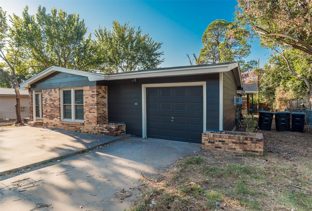 6216 Windermere Place, Fort Worth, TX 76112 — photo 4