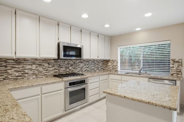 1466 Mansfield St, Tracy, CA 95376