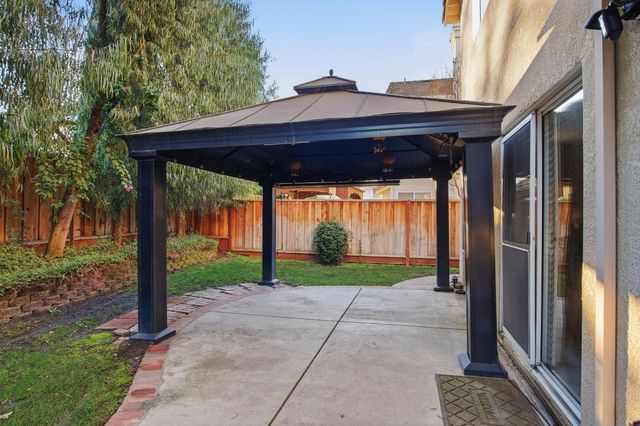 1466 Mansfield St, Tracy, CA 95376