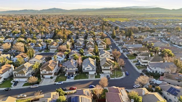 1466 Mansfield St, Tracy, CA 95376