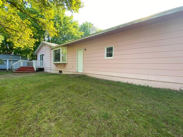 1007 10th Avenue N, Princeton, MN 55371