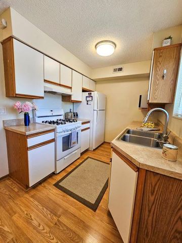 652 Olde Towne Avenue, 9-652T, Columbus, OH 43214